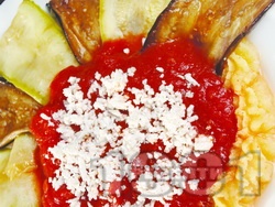 Предястие от качамак, тиквички и патладжани с доматен сос - снимка на рецептата